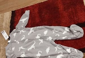 Old Navy 12-18 Month Fleece One Piece jumpsuit